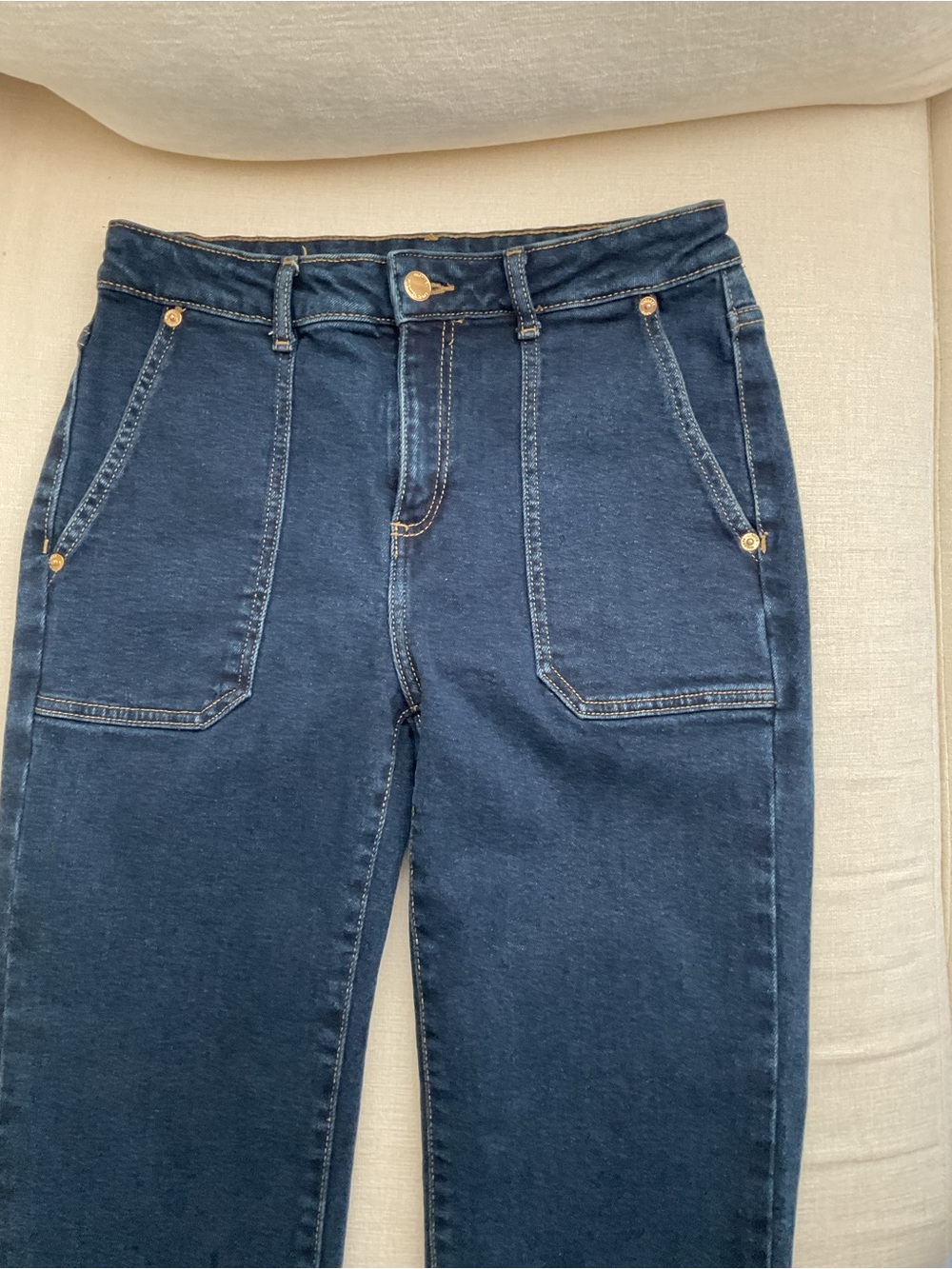 Michael Kors Dark Wash Denim Women’s Jeans - Picture 4 of 8